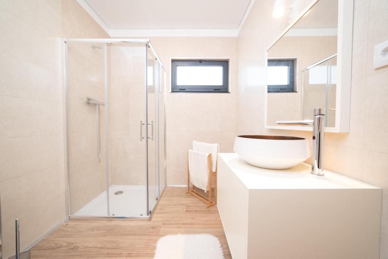 Viana Fishers House - Pool & Beach ! Viana do Castelo Bagian luar foto